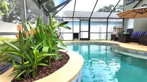 Oviedo Escape- Heated Pool & Hot Tub - Image 2