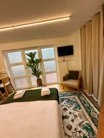 Elegant Studio with Everything You Need - Image 5
