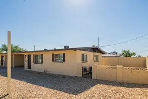 Pollux | 2bd/1bt Tempe Jewel - Image 3