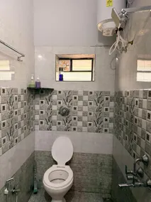 Sukruthi service apartment 3BHK - Image 4