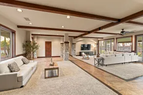 Luxe 5BR Villa | Event-Friendly & Pool Table - Image 2