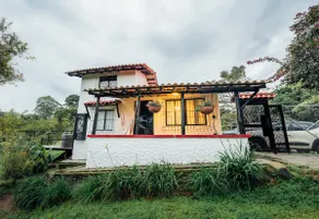 Cabin with Jacuzzi | Private & close to Thermal - Image 2