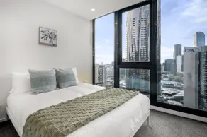 The Watermark—Southbank Sanctuary with Yarra Views - Image 4