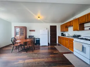 Harvey’s Old Town Retreat - Image 5
