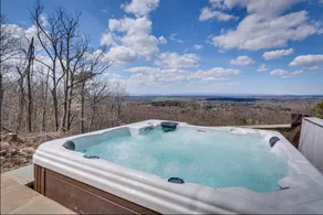 Front Royal Hilltop Cabin w/ Panoramic Views! - Image 2