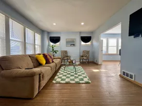 Comfy Cove - Image 5