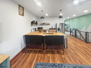 28 Everett - ”The Judges Chambers” - Image 4
