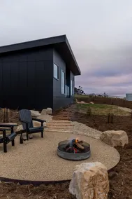 The Black House | Secluded Tasmanian Getaway - Image 2