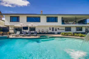 Surf to Skyline | 6BR Luxury Stay w/ Stunning View - Image 4