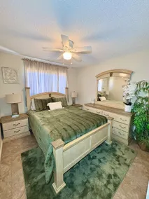 Cozy 4 Bedroom Gem - Image 5