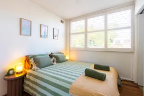 Freshwater Coastal Hideaway - 1 bedroom sleeps 4 - Image 2