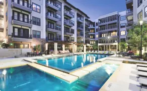 Modern 1 BR Apartment W/Pool in the Domain - Image 2