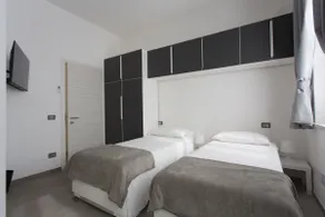 La Corte Short Term Rentals: Pitagora Apartment - Image 5