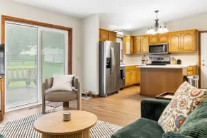 Cozy WVU Home with Fenced Yard - Image 2