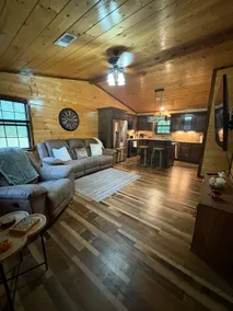 Thousand Pines Cabin - Image 2