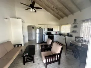 Modern 1BR w/ Pool & Balcony - 5 Mins from Airport - Image 2