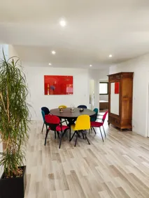 Large quiet house and 15 km from the beach - Image 2