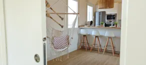 Loft with bathtub: where the city is nature - Image 4