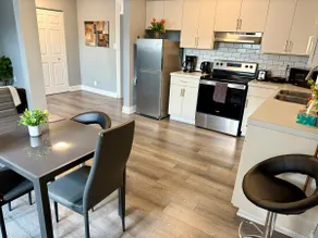 Downtown Hamilton Gem | Walkable & Modern Suite - Image 3