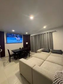 Modern apartment with view, 86” TV, pool, 2 bathrooms - Image 3
