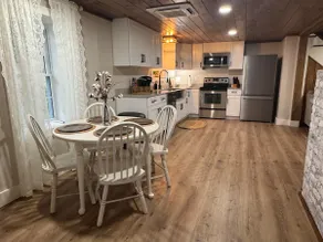 Mamaw's House, quaint home in the countryside - Image 5