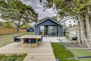 Blissful Lakeview Retreat | Waterfront Cheateau - Image 2