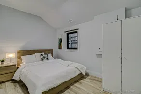 Blissful Lakeview Retreat | Waterfront Cheateau - Image 3