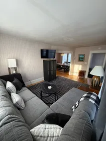 Hilltop in Rumford Spacious & Spotless - Image 2