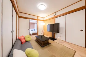 56㎡ | 2LDK | Direct access to Haneda Airport | 20 minutes to Disney | 9 minutes to Yotsugi Station | Up to 7 people!Perfect for families, 3F. - Image 2