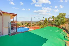 Mountains Views with Pool & Basketball, Relax & Play! - Image 3