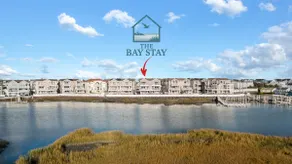 Linens Included • A+ Bay Views • 5BR w/ Elevator - Image 2