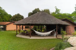 Country house with kiosk and swimming pool - Image 5