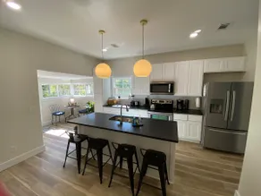 Modern Comfort Meets Downtown Mayberry Charm! - Image 4