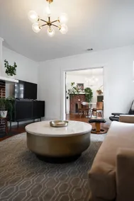 Downtown Bungalow - Image 2