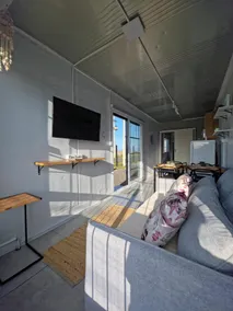 Nakes Velho Residence - Image 2