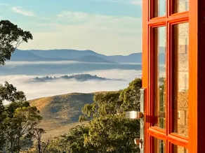 Jenolan Luxury Farm Stay in Blue Mountains - Image 2