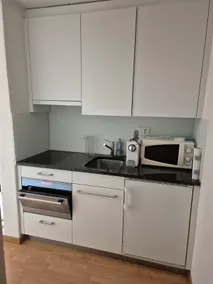 Small spacious studio apartment - Image 3