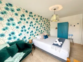 Chez Angèle, with balcony and private parking - Image 3