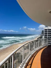 Luxury Oceanview Sub-Penthouse Sleeps 7 | L16 - Image 5