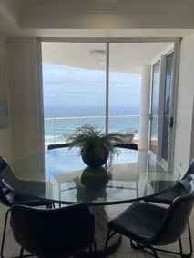 Luxury Oceanview Sub-Penthouse Sleeps 7 | L16 - Image 4