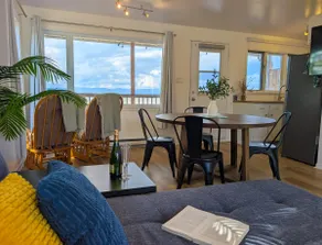 Chalet 691 Waterfront with Spa, Fireplace, WiFi & AC - Image 3
