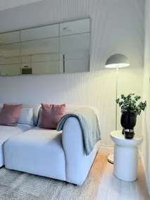 Studio with parking, pool, and Wi-Fi - Image 4