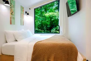 Private Forest Cabin/Sauna/Hot Tub, 15 to Downtown - Image 4