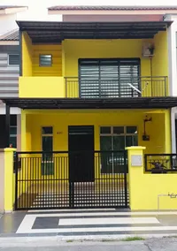 12pax Senai RestHome near Senai Airport - Image 3