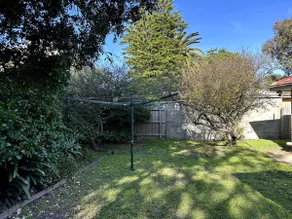 Family Beachside Retreat, Wetland Walks & Waves - Image 3