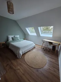 the hosts' square - Image 5