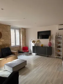 House in Montignac's Historic Center – 6 People – 3 Bedrooms - Image 3