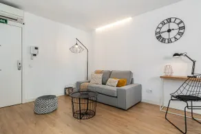 Waou Plaza de España VI - Short-Term Rental - Image 3