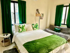 Luxury Beds, Great Layout | Central 2BR Apartment - Image 2