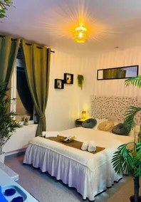 La Roche Merveilleuse Suite & Private Spa - Image 2